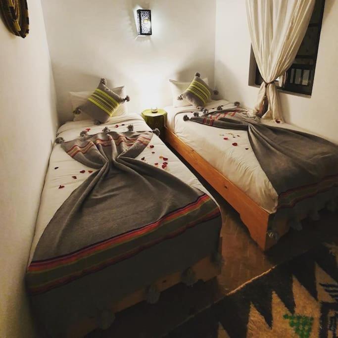 Charmant Riad Pour Familles Ou Groupes - Dar Mama As-Sawíra Exteriér fotografie